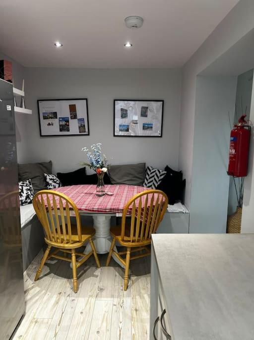 15 Min Drive To Airport 20 Min To Loch Lomond And City Center Old Kilpatrick Luaran gambar